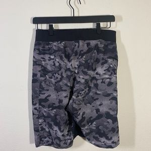 Lululemon Men Camo Short